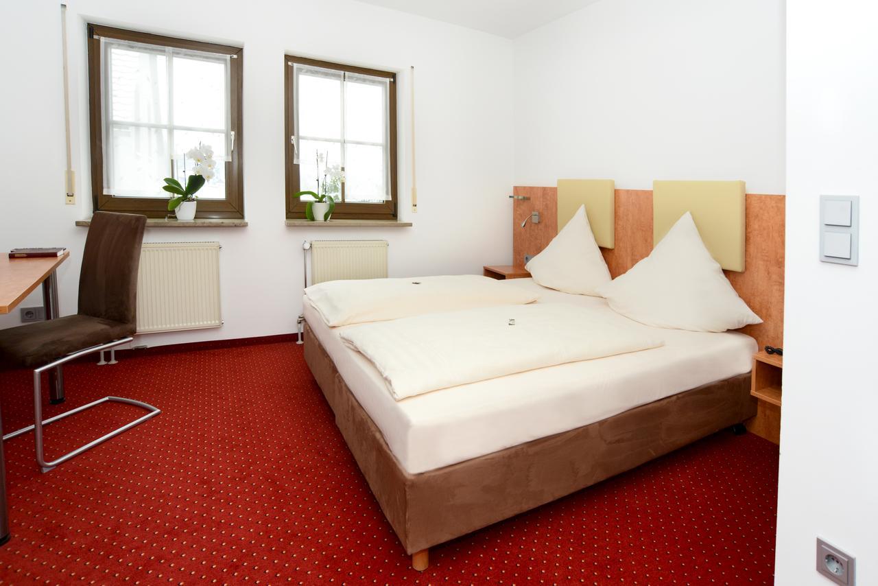 רות' Hotel Jaegerhof מראה חיצוני תמונה