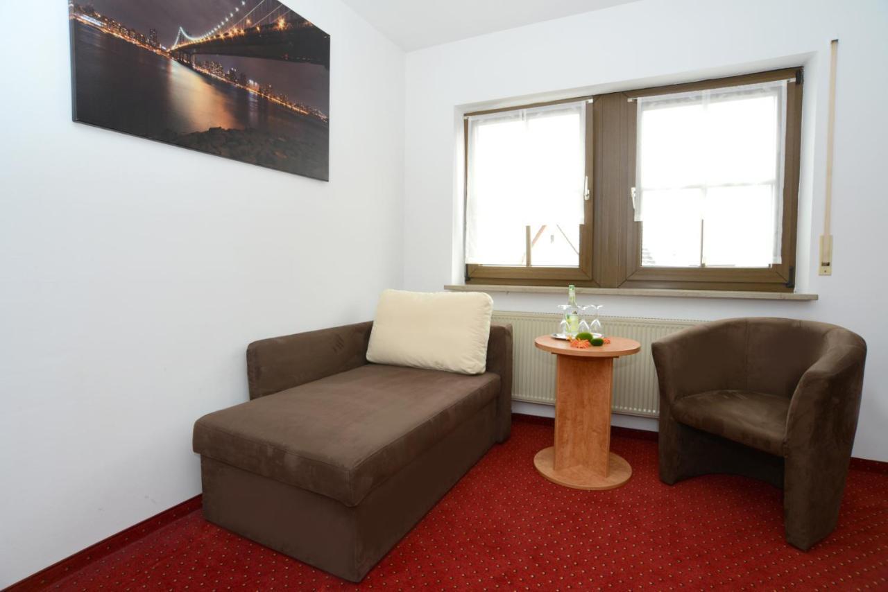 רות' Hotel Jaegerhof מראה חיצוני תמונה
