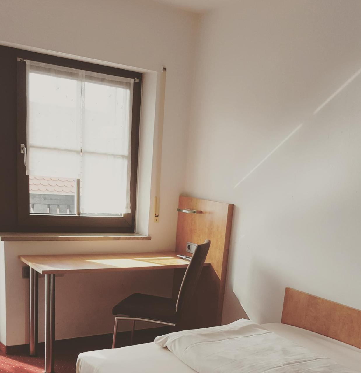 רות' Hotel Jaegerhof מראה חיצוני תמונה